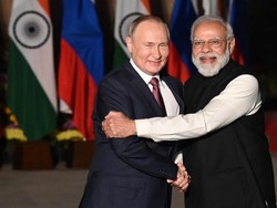 Inggris dan Rusia Bergantian Melobi India