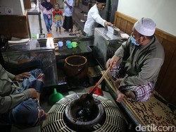 Melihat Gentong Wasiat Sunan Muria di Kudus, Airnya Dipercaya Berkhasiat