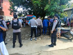 Kapal Bawa Warga Belanja Keperluan Ramadan Tabrakan di Sungai Pangkep