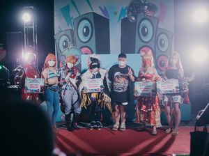 Cosplay Runway Meriahkan Karafuru Carnival