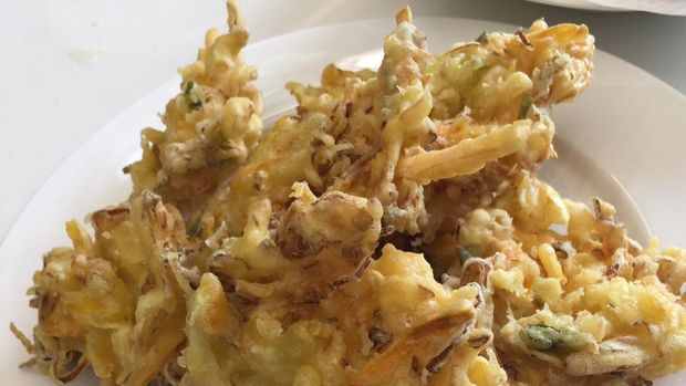 Kriuk Mantap! 10 Resep Gorengan Enak Buat Buka Puasa