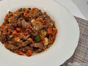 Resep Oseng Mercon Daging Sapi yang Menggugah Selera Resep Oseng Mercon Daging Sapi yang Menggugah Selera