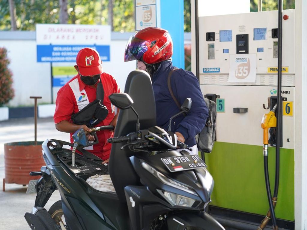 Harga Pertamax Naik, Pemprov Sulsel Usul Kuota Pertalite Ditambah 38.913 KL Harga Pertamax Naik, Pemprov Sulsel Usul Kuota Pertalite Ditambah 38.913 KL