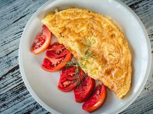 Resep Omelet Tomat yang Praktis Kaya Nutrisi untuk Sahur Pertama