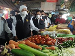 Gubernur Khofifah Sidak Pasar Larangan Sidoarjo, Ini Hasilnya