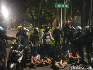 Hendak Perang Sarung, Puluhan Remaja di Surabaya Diamankan Polisi