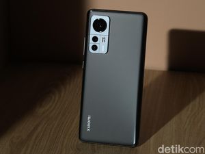 Xiaomi 12 Turun Harga, Makin Murah Bikin Tergoda Xiaomi 12 Turun Harga, Makin Murah Bikin Tergoda