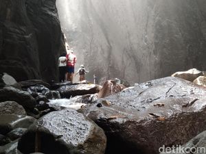Indahnya Curug Ibun Pelangi di Majalengka yang Kembali Bergeliat