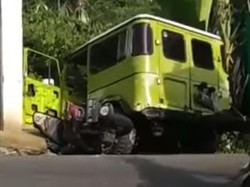 Hardtop Bawa Genset Tabrak 2 Pemotor di Depok, Korban Luka-luka