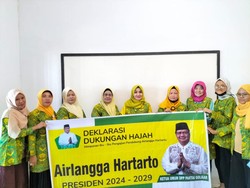 Deklarasi HAJAH, Ibu-Ibu Pengajian Sumbar Siap Kawal Airlangga Capres 2024