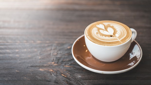 Hindari minuman berkafein/Foto: Freepik.com/mrsiraphol Hindari minuman berkafein