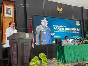 Jaksa Agung Apresiasi Kejati Kalbar Selamatkan Aset Rp 2,7 Triliun Jaksa Agung Apresiasi Kejati Kalbar Selamatkan Aset Rp 2,7 Triliun