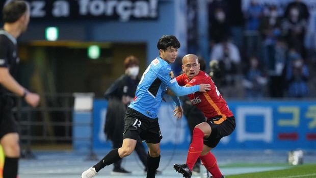 Penggawa Timnas Jepang, Kaoru Mitoma, semasa bermain untuk Kawasaki Frontale di Liga Jepang.