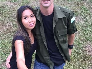 Wanita Dayak Viral Dinikahi Bule Prancis, Ungkap Kisah Cinta & Kebaikan Suami Wanita Dayak Viral Dinikahi Bule Prancis, Ungkap Kisah Cinta & Kebaikan Suami