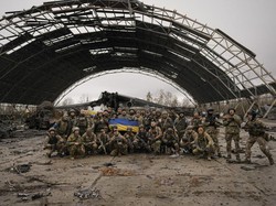 Ukraina Berhasil Merebut Kembali Bandara Antonov dari Rusia