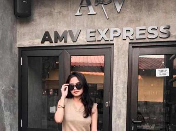 10 Pesona Syifa Salma, Manajer Orang Tua Bibi Ardiansyah