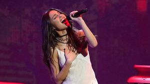 Aksi Panggung Silk Sonic dan Olivia Rodrigo Pembuka Grammy 2022