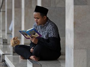 Surah Al Kahfi Ayat 1-10, Bisa Dihafal agar Terlindung dari Fitnah Dajjal Surah Al Kahfi Ayat 1-10, Bisa Dihafal agar Terlindung dari Fitnah Dajjal