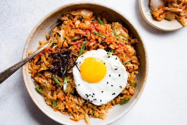Bokkeumbap merupakan nasi goreng khas Korea Selatan