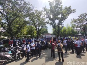 Pabriknya di Surabaya Didemo Lagi Karyawan Kena PHK, Ini Kata PT Unilever Pabriknya di Surabaya Didemo Lagi Karyawan Kena PHK, Ini Kata PT Unilever