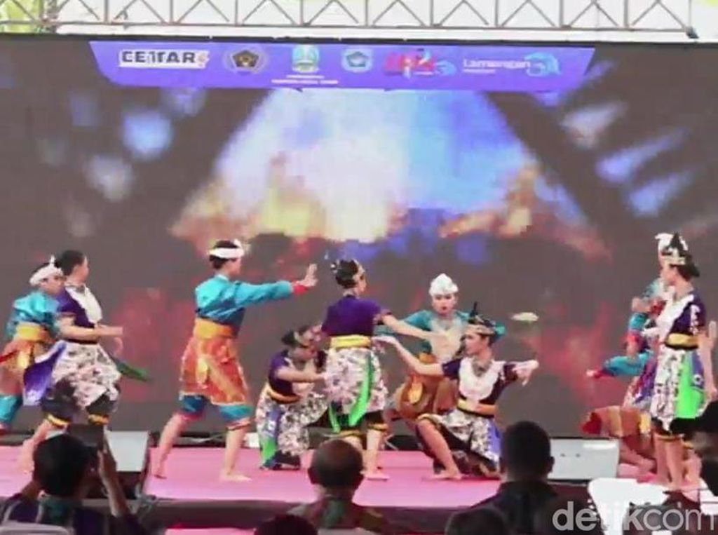 Nggugah, Pagelaran Kolosal Suguhkan Jejak Sejarah Lamongan Nggugah, Pagelaran Kolosal Suguhkan Jejak Sejarah Lamongan