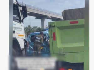 Kecelakaan Maut TransJ Tabrak 3 Mobil di Tol Jagorawi, Sopir Tewas Kecelakaan Maut TransJ Tabrak 3 Mobil di Tol Jagorawi, Sopir Tewas