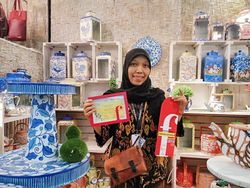 Kisah Eni Bikin Barang Bekas Jadi Berkelas Hingga Tembus Pasar Ekspor