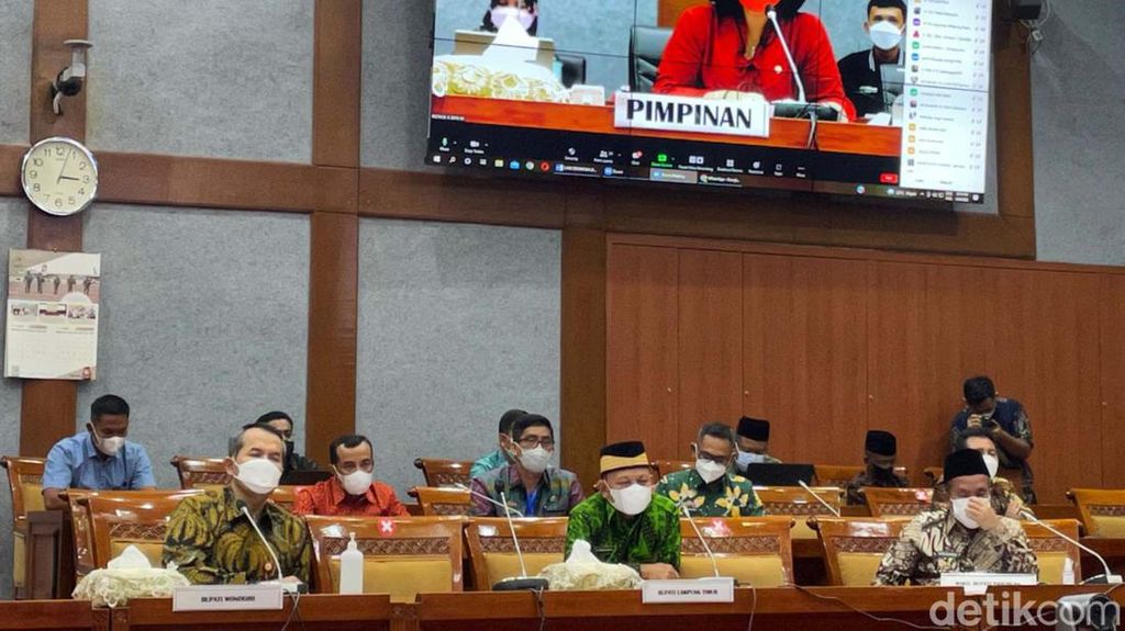 Komisi X DPR-Kepala Daerah Bahas Evaluasi Seleksi PPPK Guru Komisi X DPR-Kepala Daerah Bahas Evaluasi Seleksi PPPK Guru