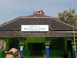 Begini Foto Masjid Sragen Sebelum Dirobohkan Warga Terbuai Janji Dermawan