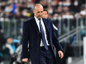 Allegri: Juventus Terlempar dari Persaingan Scudetto Allegri: Juventus Terlempar dari Persaingan Scudetto