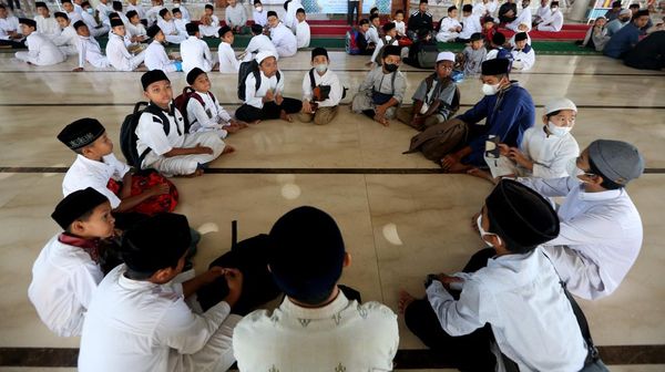 Mengisi Ramadan dengan Kajian dan Hafalan Al-Quran