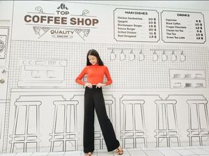 Pose Imut Nada Tarina Putri, Anak Angkat Deddy Corbuzier saat di Kafe Instagenik