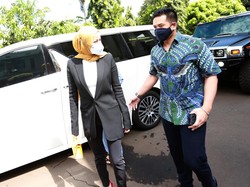 Olla Ramlan akan Hadirkan Dua Saksi di Sidang Cerai