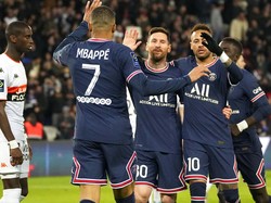 Lionel Messi mencetak gol keempat tim tuan rumah pada menit ke-73. Mendapat crossing dari Mbappe, La Pulga tanpa kesulitan menaklukkan gawang Lorient.