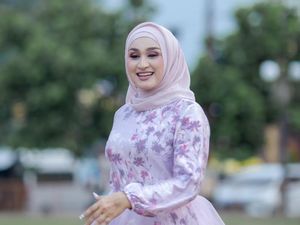 Rita Hasan Luncurkan Tak Ada yang Abadi