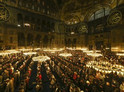 Tata Cara Sholat Tarawih 11 Rakaat Lengkap dengan Doa Witir