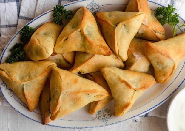 Sambuus Sambuus makanan unik khas Somalia berbentuk segitiga