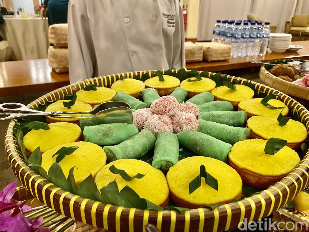Aneka Jajanan Pasar hingga Sate Maranggi Nikmat untuk Buka Puasa Aneka Jajanan Pasar hingga Sate Maranggi Nikmat untuk Buka Puasa
