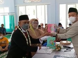 Calon Pengantin di Sooko Ponorogo Wajib Wakaf Al-Quran Usai Nikah