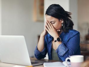5 Zodiak Paling Pesimis, Selalu Memikirkan Hal Terburuk 5 Zodiak Paling Pesimis, Selalu Memikirkan Hal Terburuk