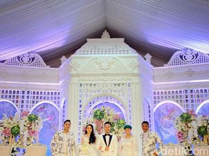 Intip Foto Nikahan Sultan Lampung, Viral Digelar di Rumah Dekornya bak Hotel