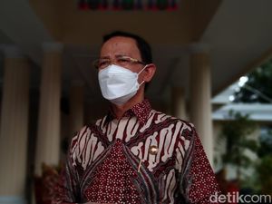 Intip Cara Bupati Majalengka Karna Sobahi Rayakan Idul Fitri 1443 H Intip Cara Bupati Majalengka Karna Sobahi Rayakan Idul Fitri 1443 H