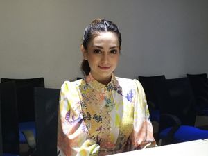 Penjelasan Celine Evangelista soal Anak Ikut Salat Penjelasan Celine Evangelista soal Anak Ikut Salat