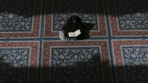 6 Doa Penenang Hati dan Pikiran yang Gelisah dalam Islam