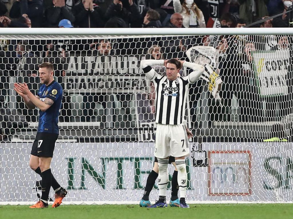 Vlahovic Malah Seret Gol Usai Gabung Juventus
