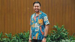 Menikmati Hidup ala Farazandi Fidinansyah