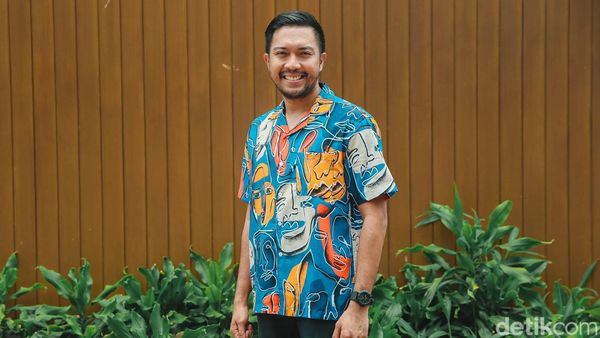 Menikmati Hidup ala Farazandi Fidinansyah