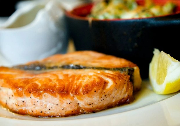 Ikan Salmon/Foto : pexels.com/Krisztina Papp Ikan Salmon