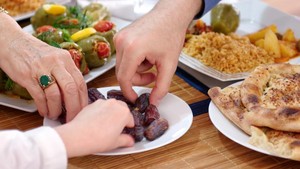 Rasulullah SAW Larang Cela Makanan yang Tak Disukai, Kenapa?