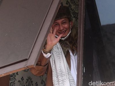 Jalani Sidang Kasus Hoax, Habib Bahar Tiba di PN Bandung